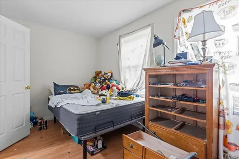 76 Ethan Allen Parkway Burlington VT 05408