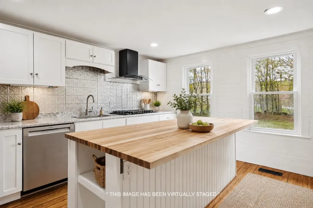 46 North Road Sunapee NH 03782