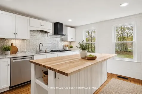 46 North Road Sunapee NH 03782