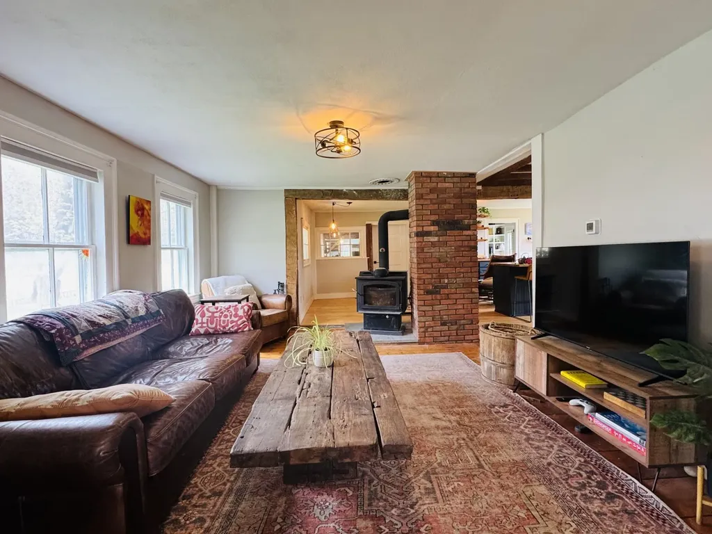 1396 Pond Road Hinesburg VT 05461
