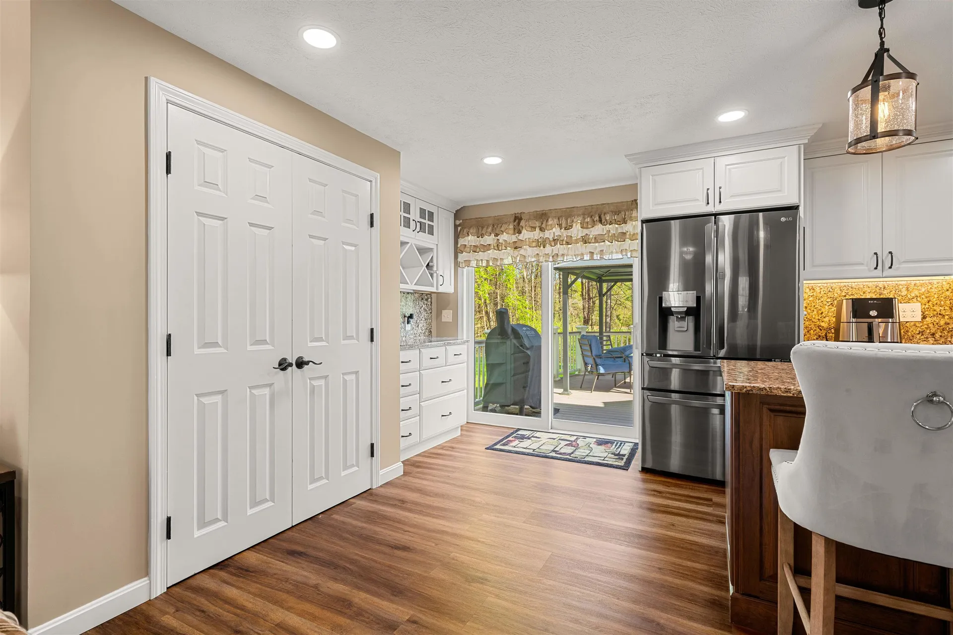 5 Spicebush Circle Litchfield NH 03052