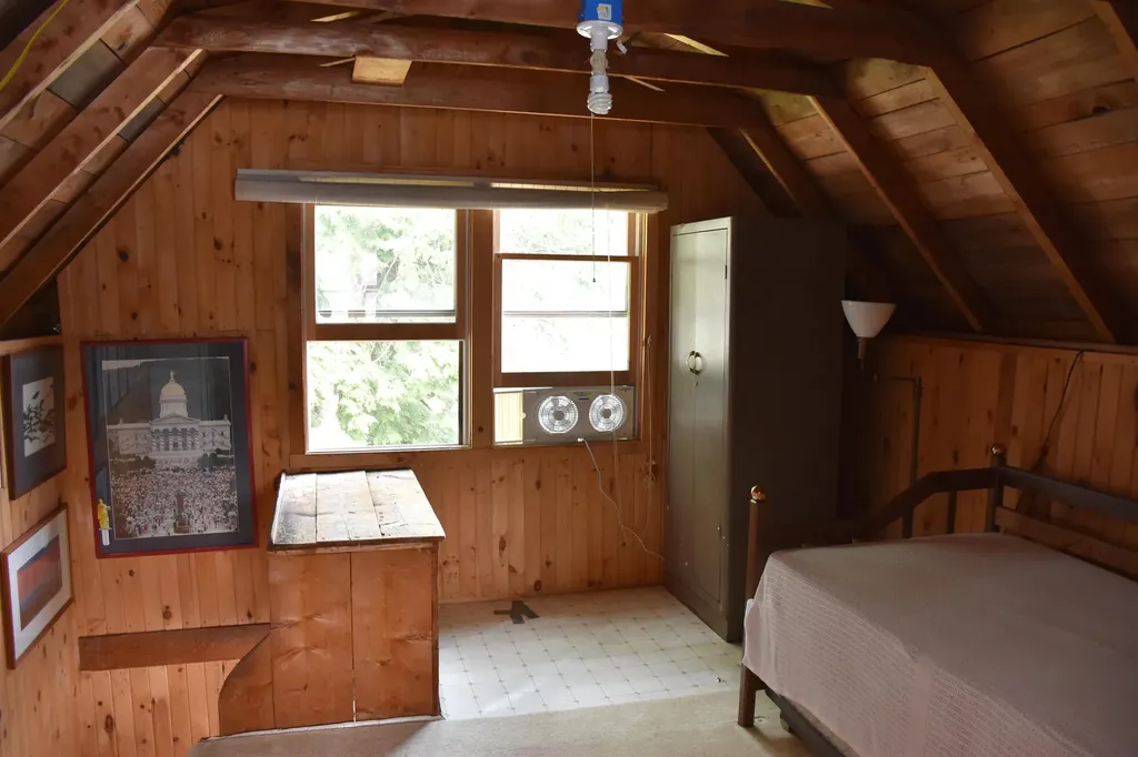 195 Meadow Lane Woodbury VT 05681