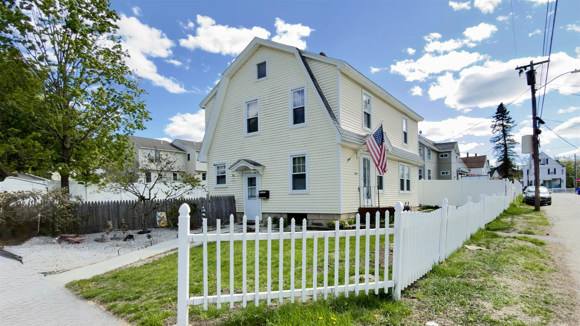 15 Hayes Avenue Manchester NH 03103