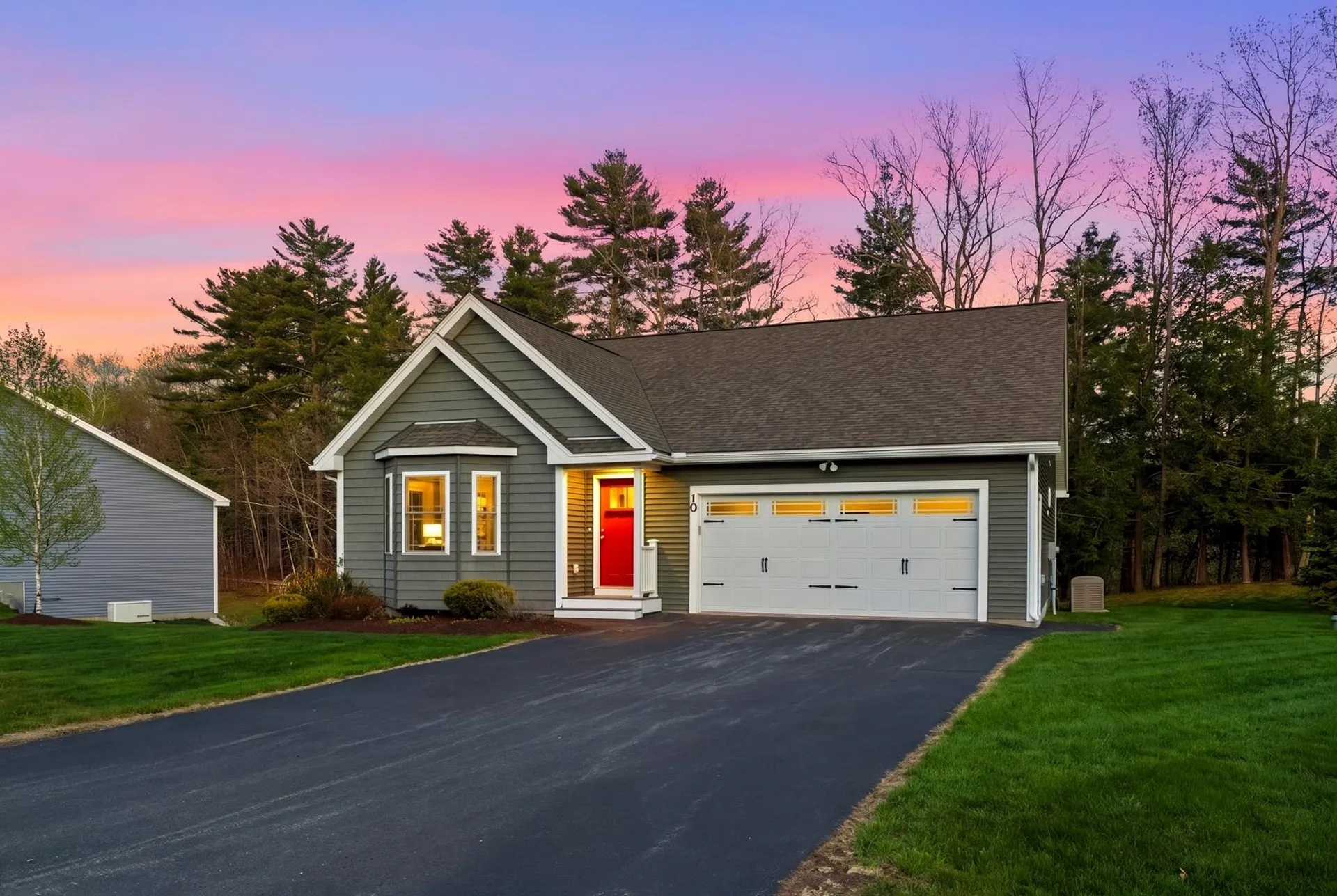 10 Wilson Way Brentwood NH 03833