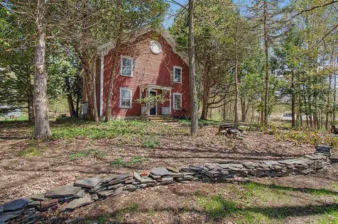 52 Weed Road Essex VT 05452