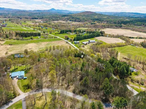 52 Weed Road Essex VT 05452