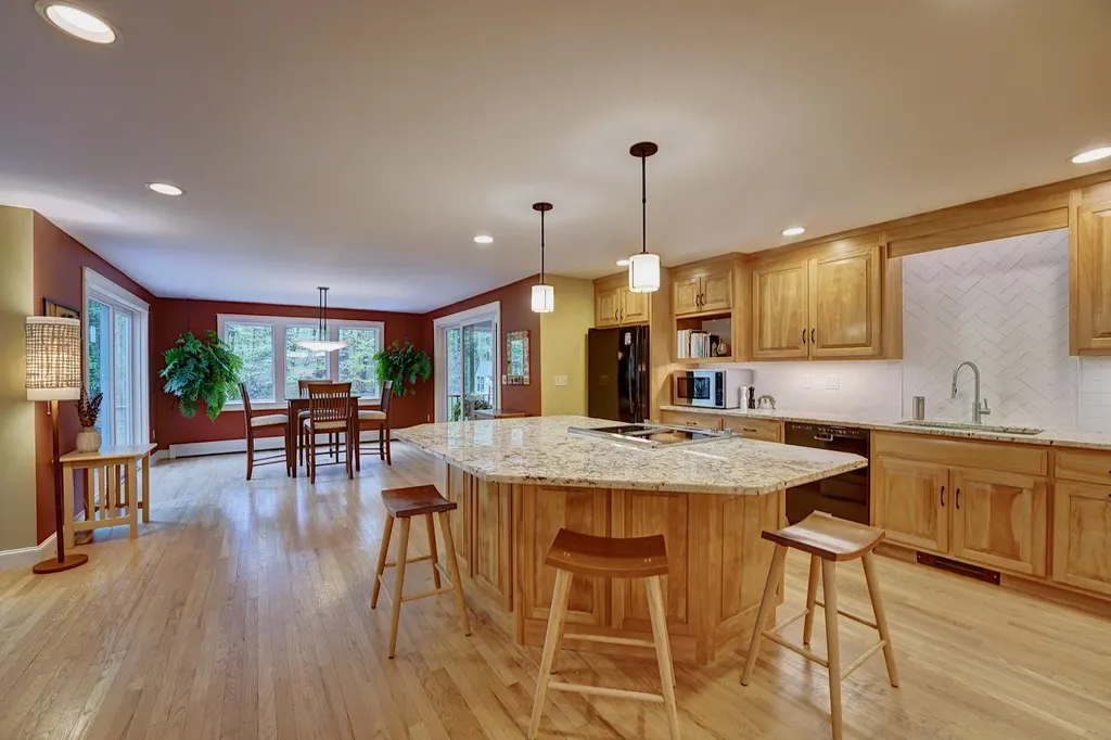 38 Bassett Lane Newfields NH 03856