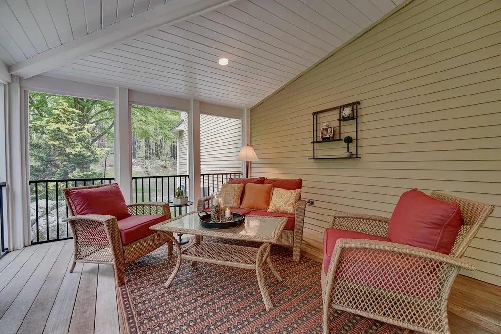 38 Bassett Lane Newfields NH 03856