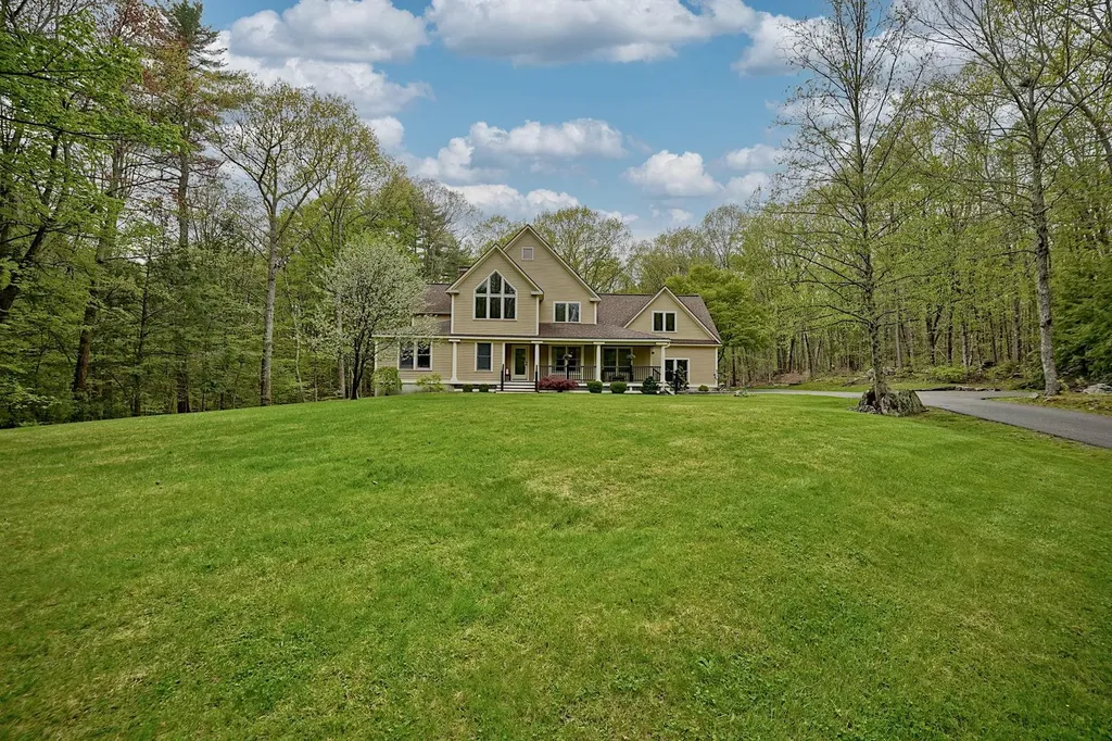 38 Bassett Lane Newfields NH 03856