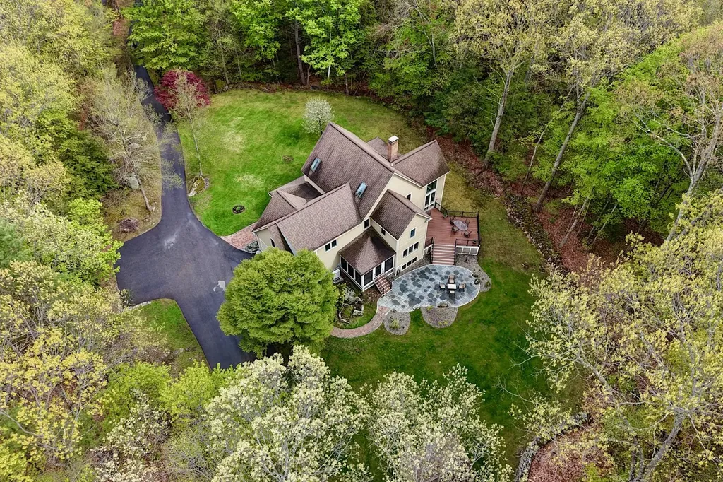 38 Bassett Lane Newfields NH 03856