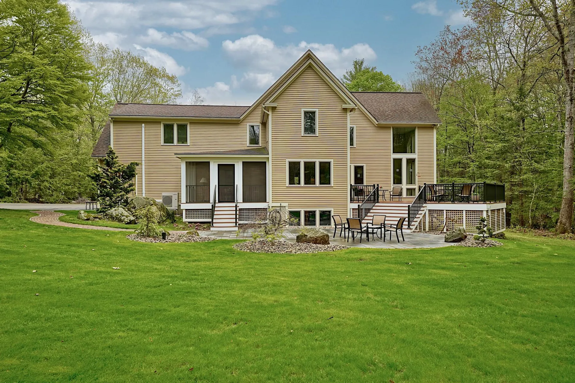 38 Bassett Lane Newfields NH 03856