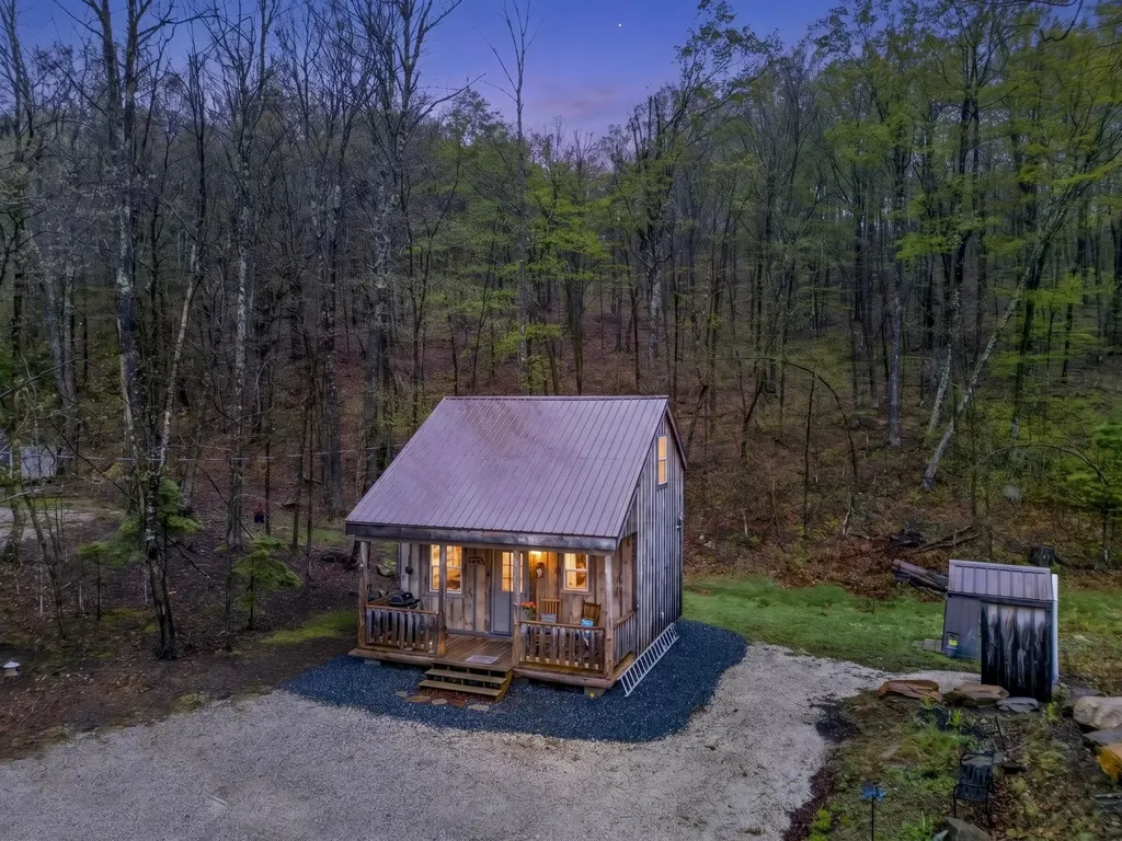 224 Tucker Road Grafton NH 03240
