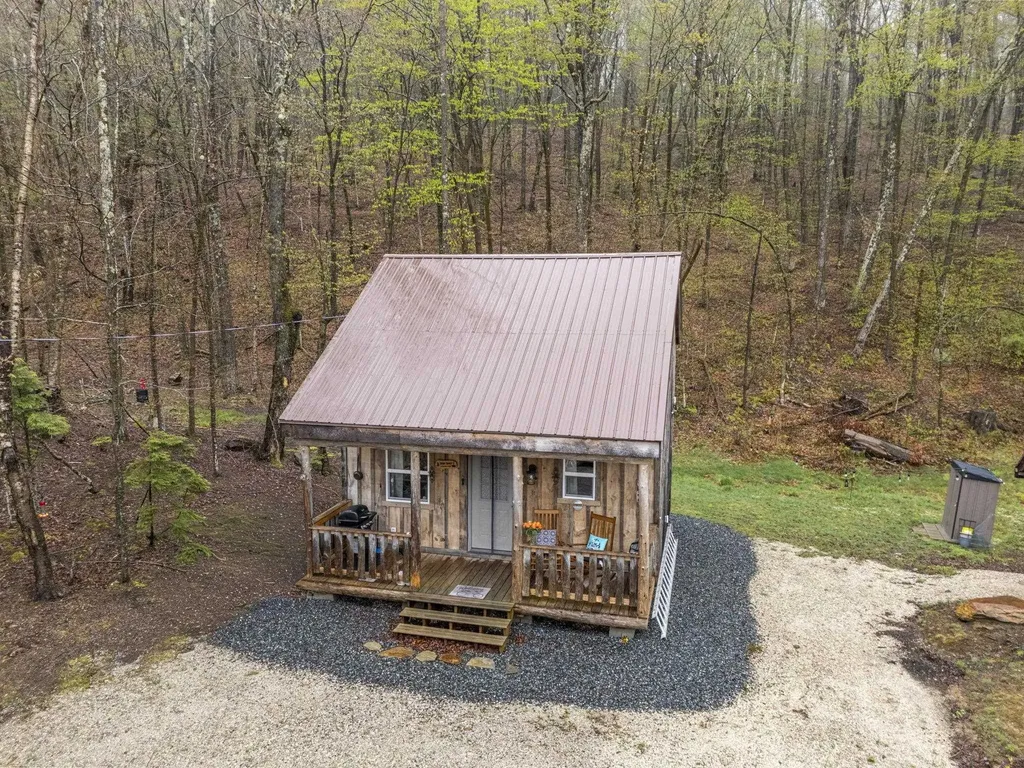 224 Tucker Road Grafton NH 03240