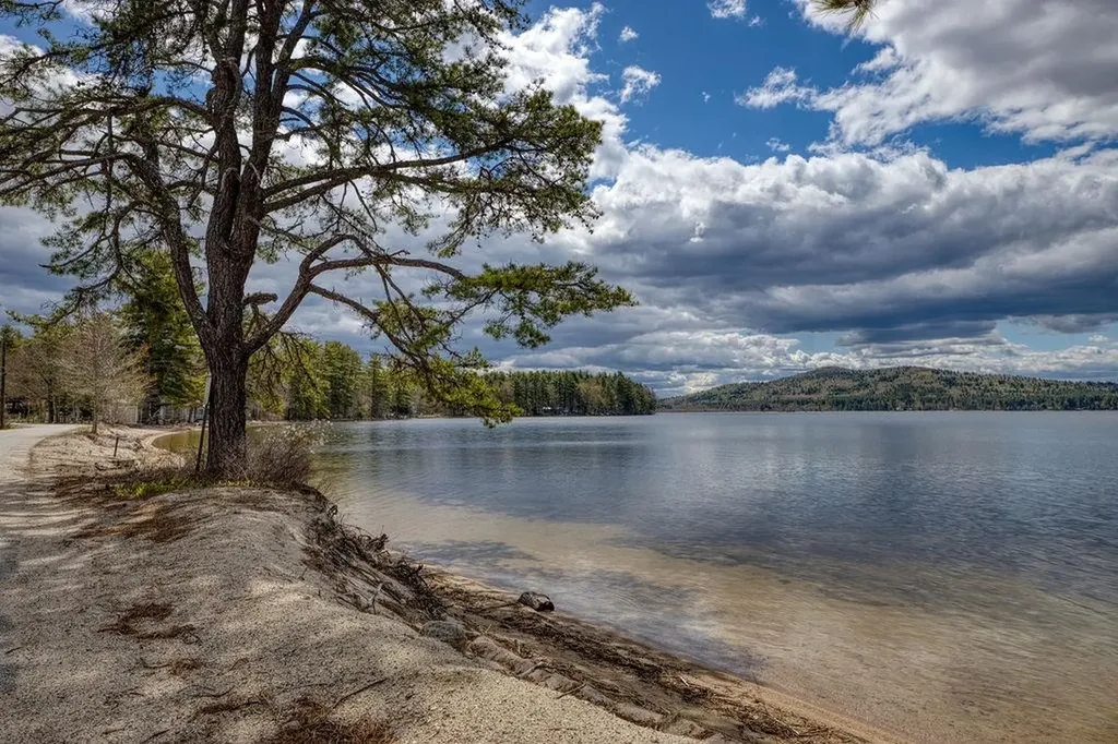 104 Bailey Road Effingham NH 03882