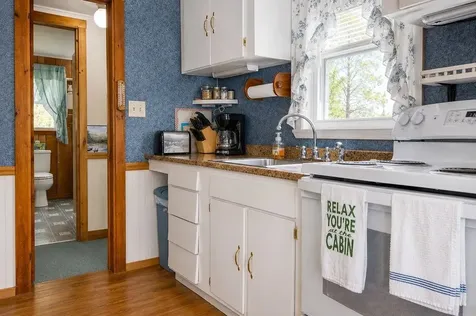 104 Bailey Road Effingham NH 03882