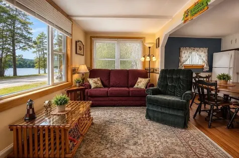 104 Bailey Road Effingham NH 03882
