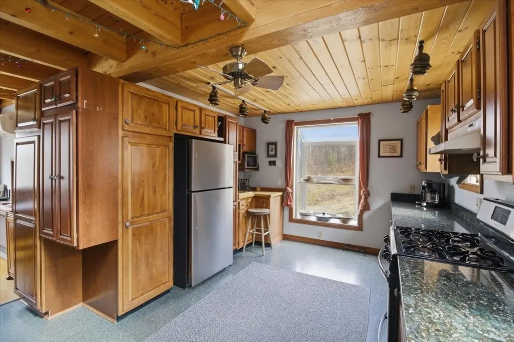 1871 West Hill Road Townshend VT 05353