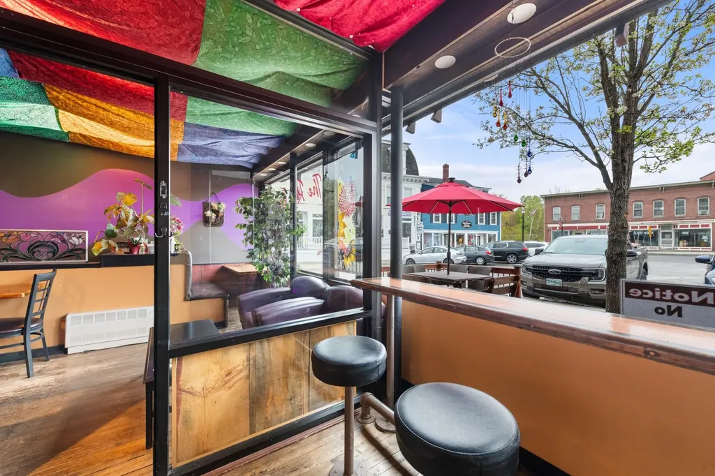 28 Central Street Bristol NH 03222