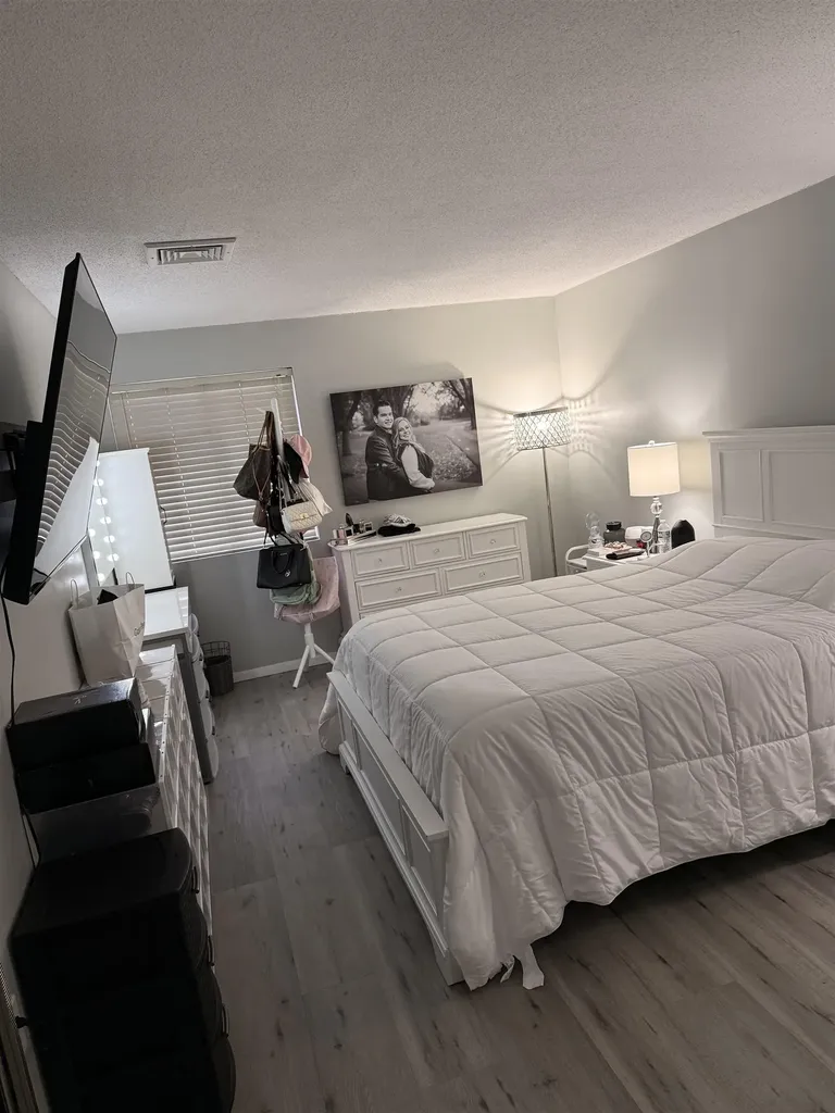 11 Blackstone Drive Nashua NH 03063