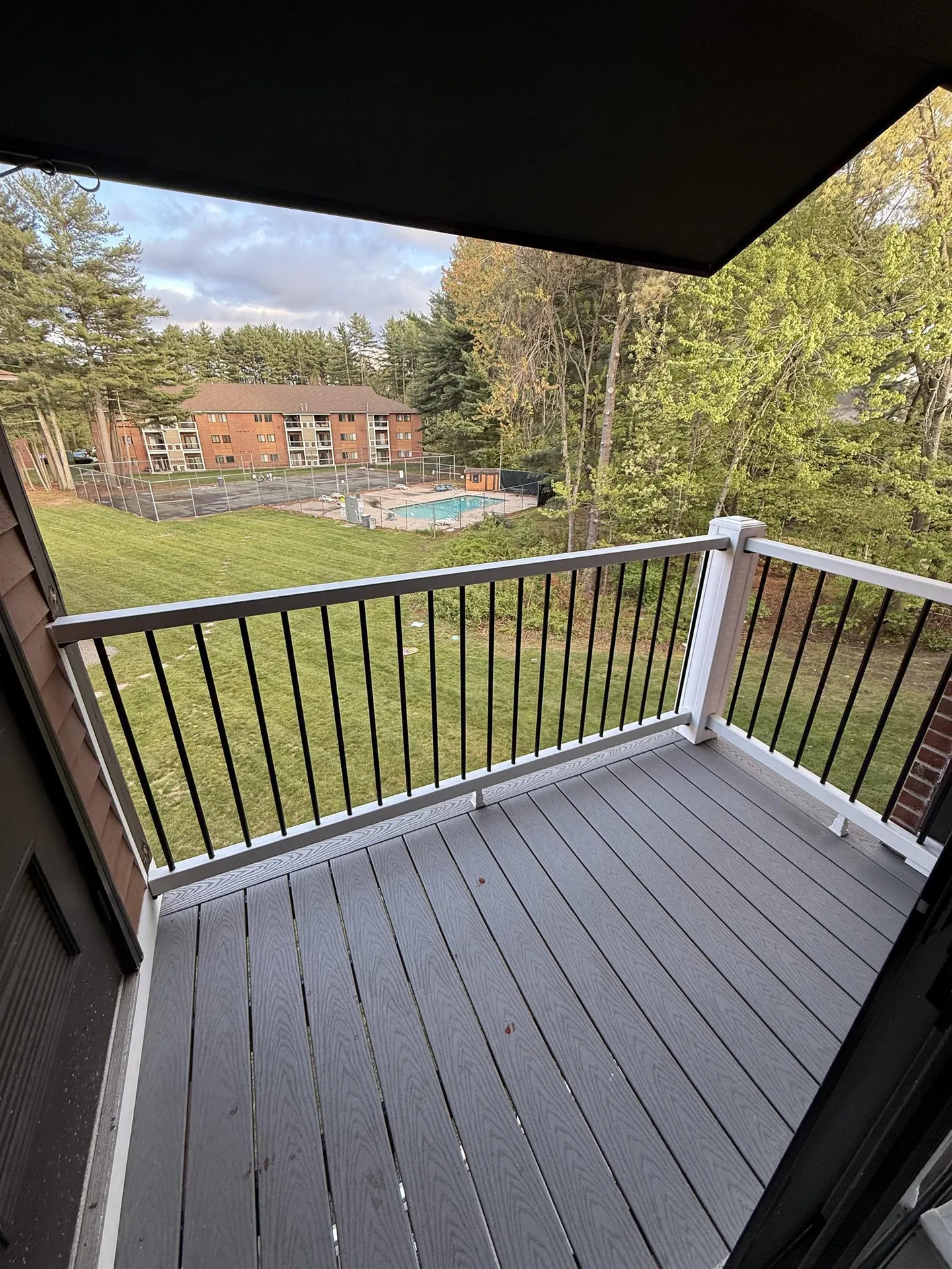 11 Blackstone Drive Nashua NH 03063