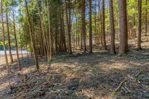 5209 Willard Road Hartford VT 05059