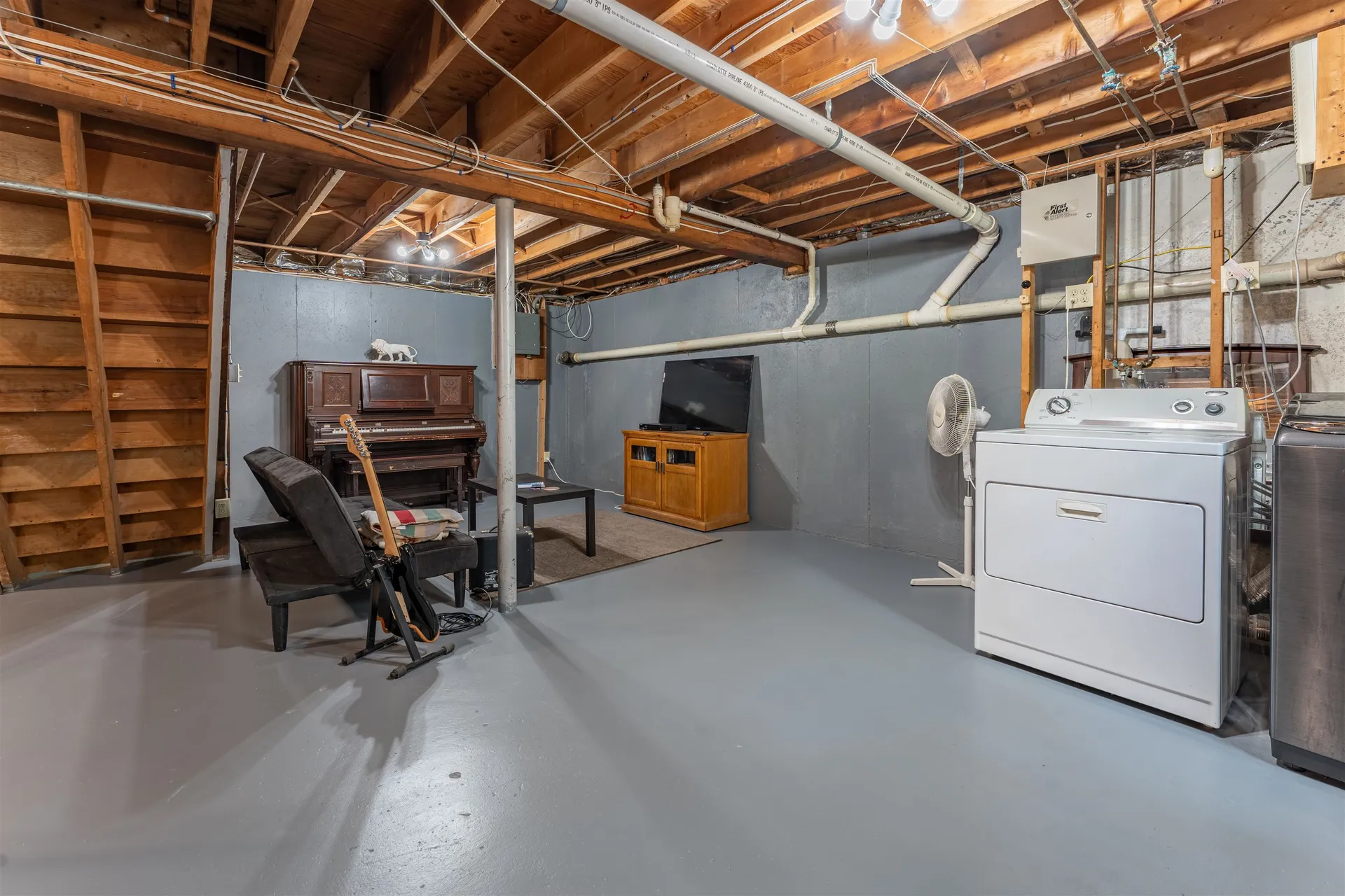 34 Oakhill Avenue Attleboro MA 02703