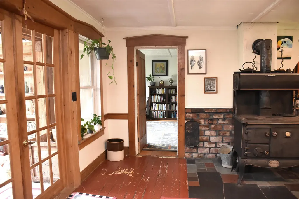 120 Darling Road Marshfield VT 05658