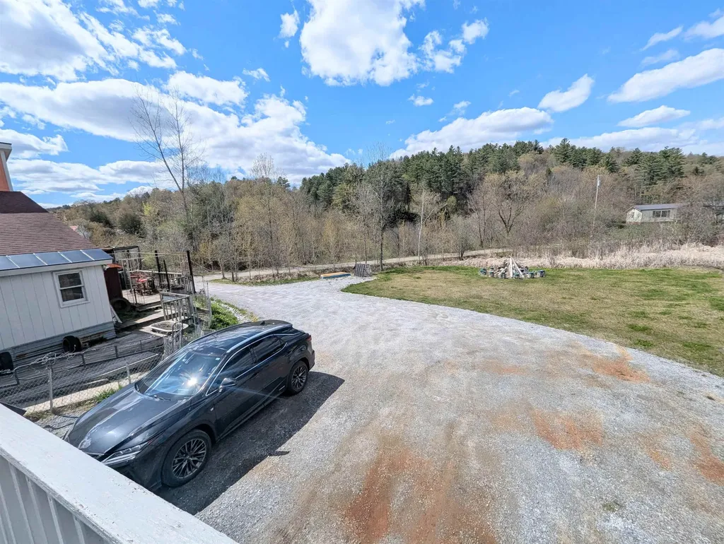 1292 Us Route 2 Marshfield VT 05658