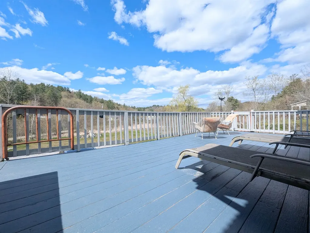 1292 Us Route 2 Marshfield VT 05658