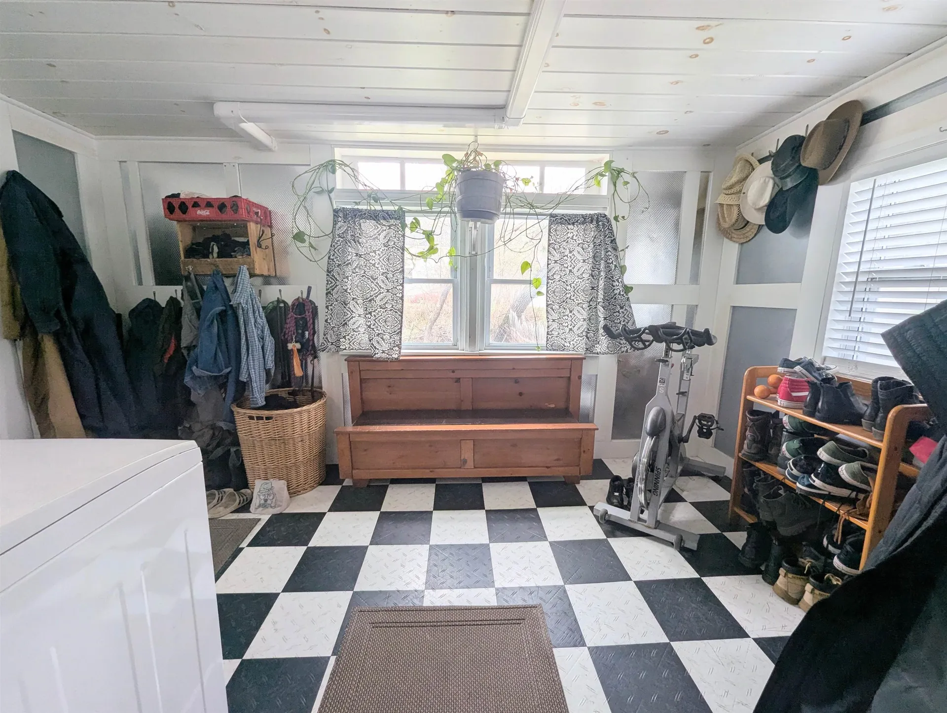 1292 Us Route 2 Marshfield VT 05658