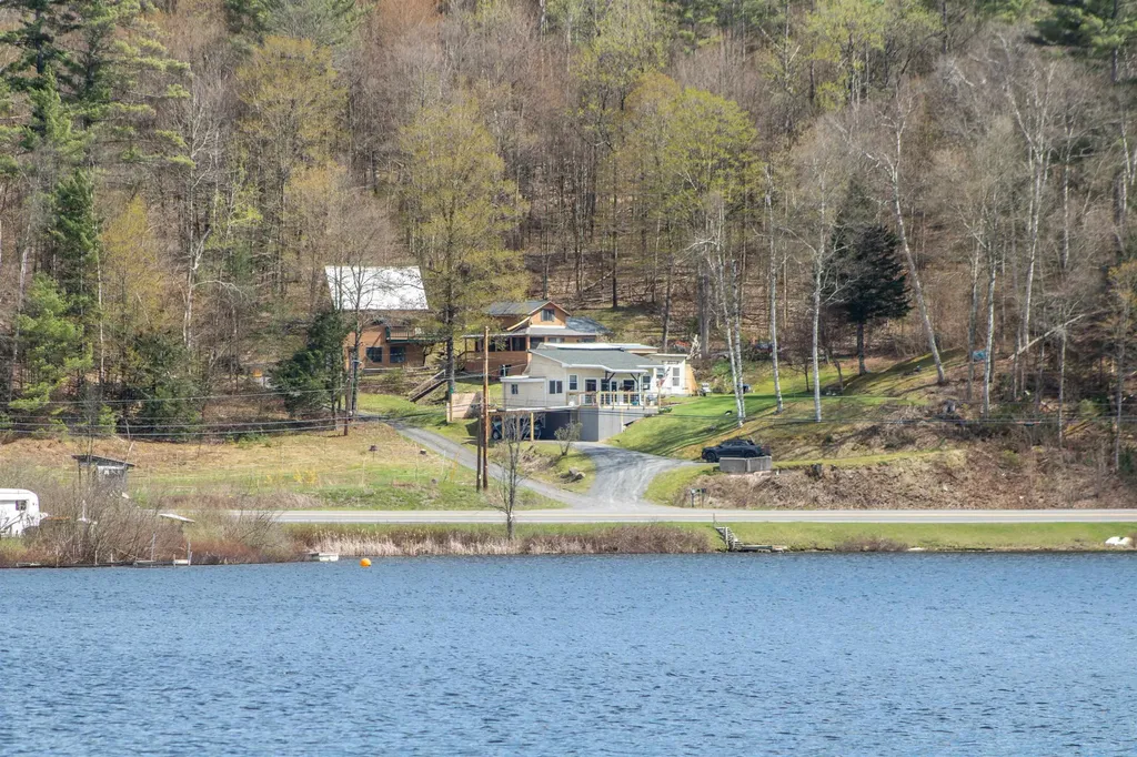570 Vt Route 14 Woodbury VT 05681