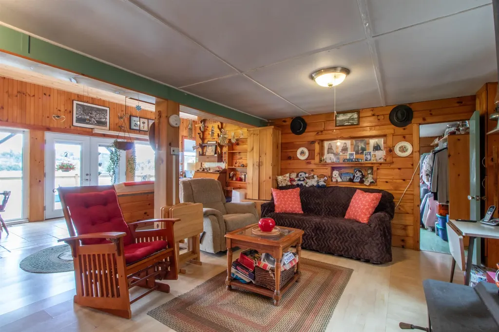 570 Vt Route 14 Woodbury VT 05681