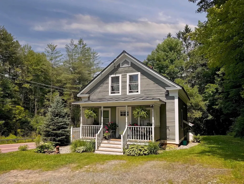 2949 Waterbury Road Stowe VT 05672