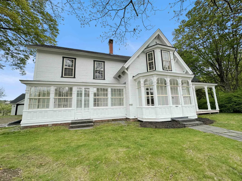 2 Pine Street Windsor VT 05089