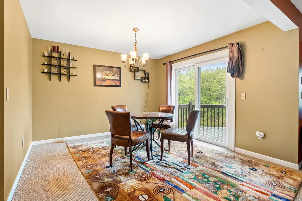 9 Bristol Hill Road Windham NH 03087