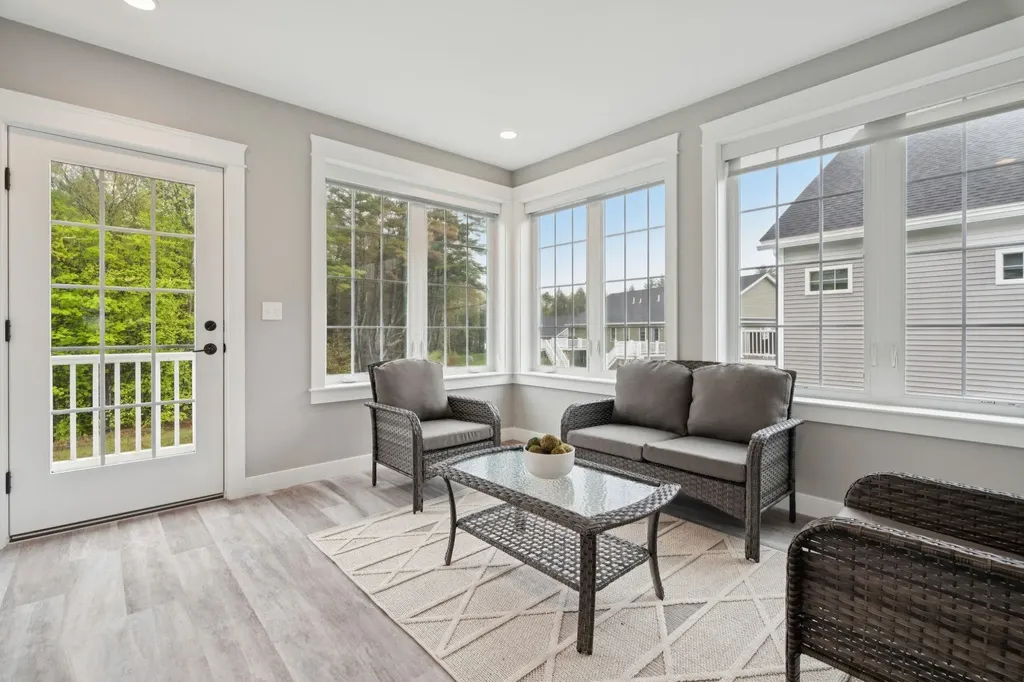 14 Mulberry Lane Epping NH 03042