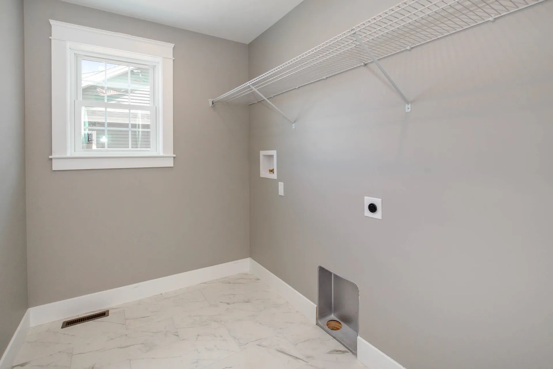 14 Mulberry Lane Epping NH 03042