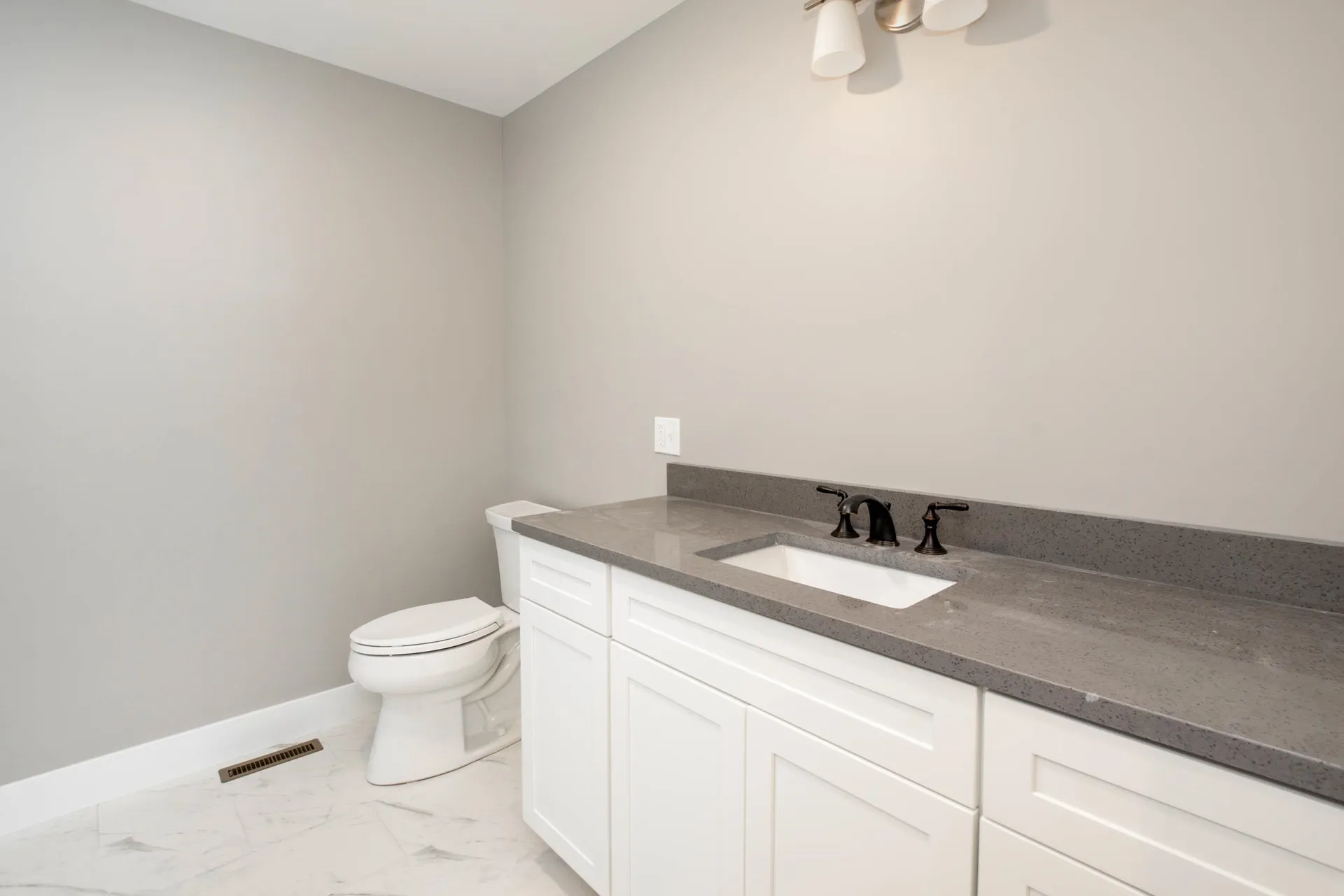 14 Mulberry Lane Epping NH 03042