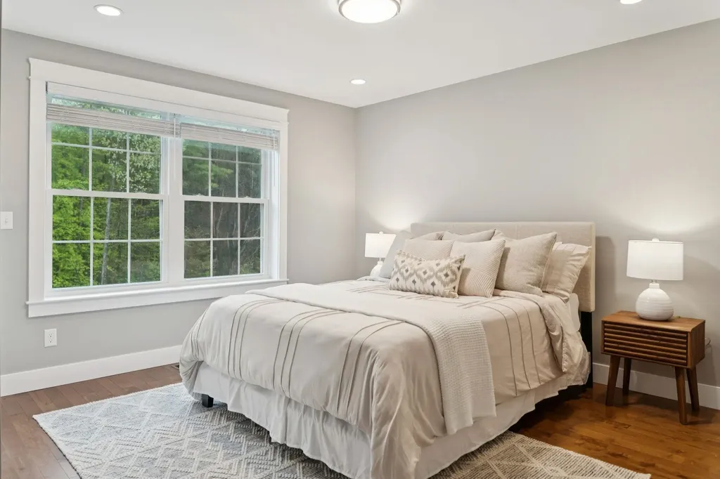 14 Mulberry Lane Epping NH 03042