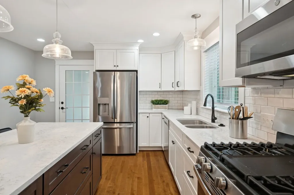14 Mulberry Lane Epping NH 03042