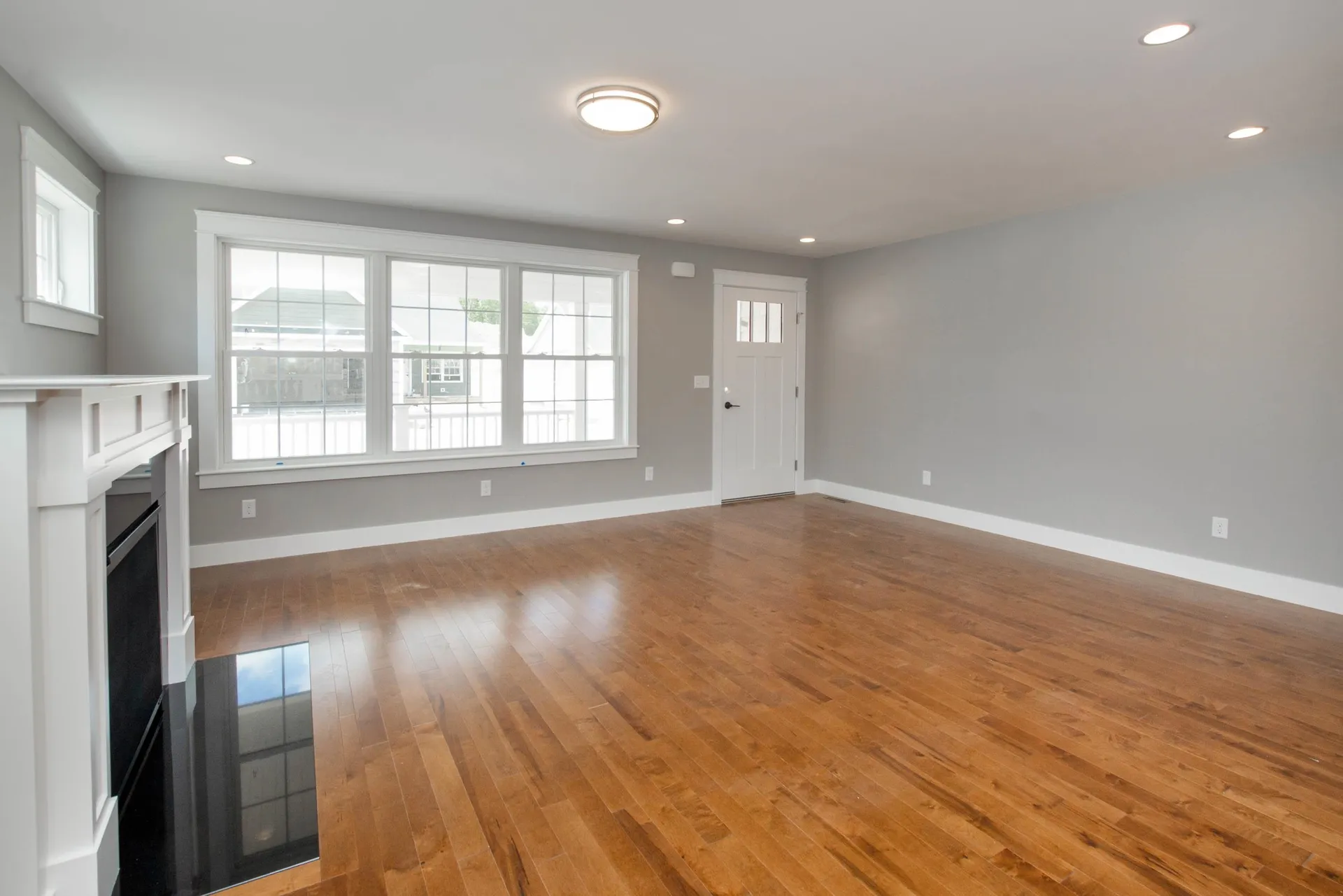 14 Mulberry Lane Epping NH 03042