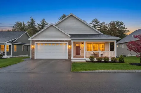 14 Mulberry Lane Epping NH 03042