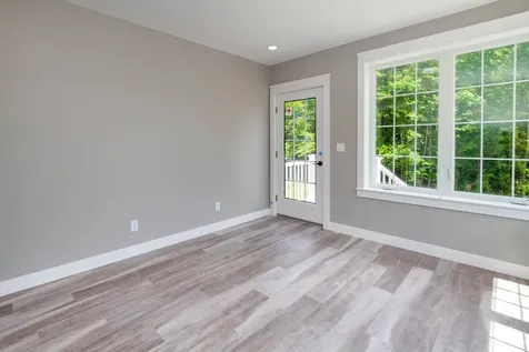 14 Mulberry Lane Epping NH 03042