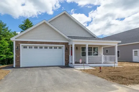 14 Mulberry Lane Epping NH 03042