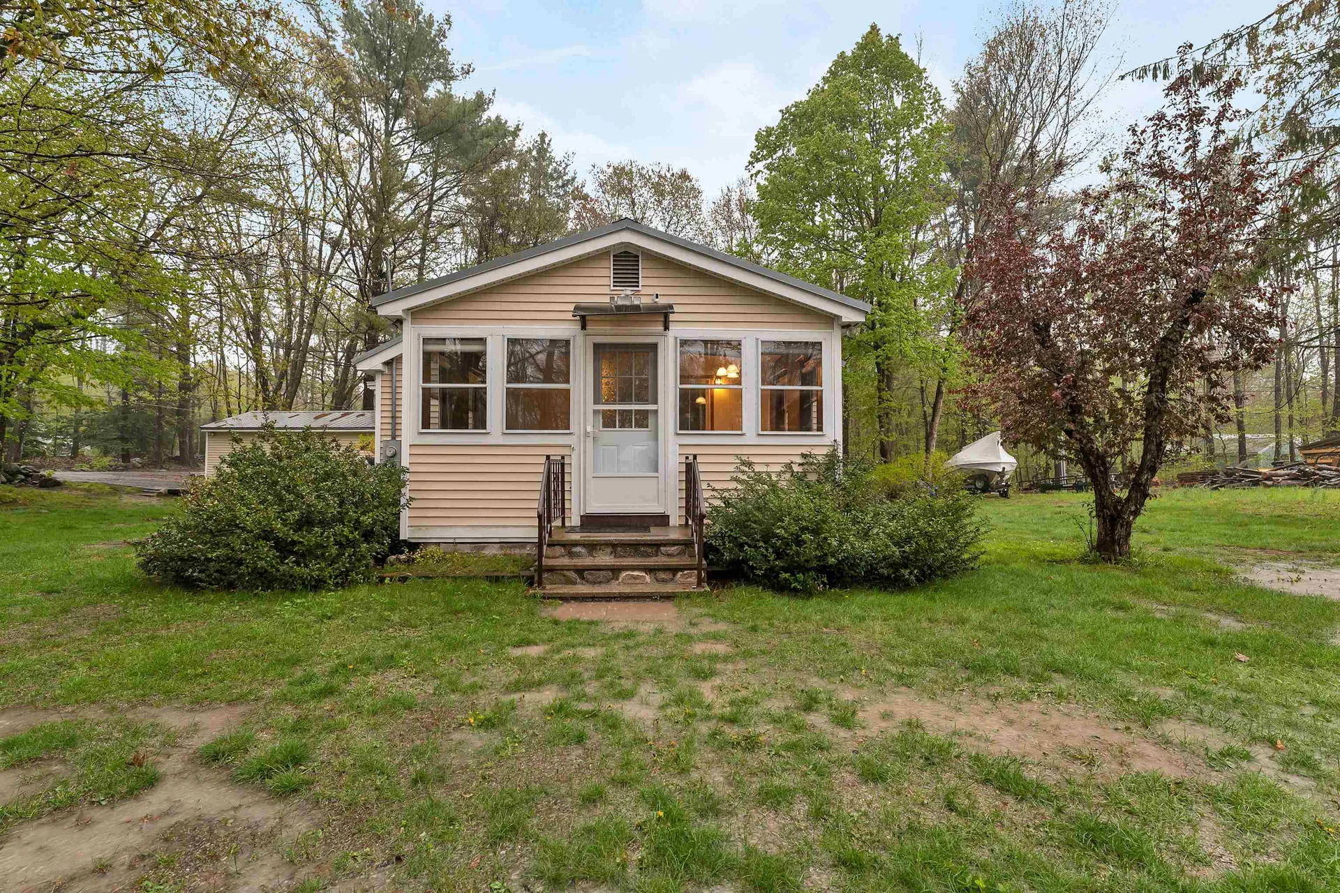 109 Barden Hill Road Hillsborough NH 03244