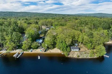 109 Barden Hill Road Hillsborough NH 03244
