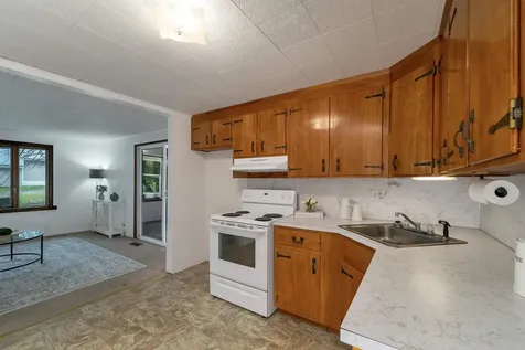 109 Barden Hill Road Hillsborough NH 03244