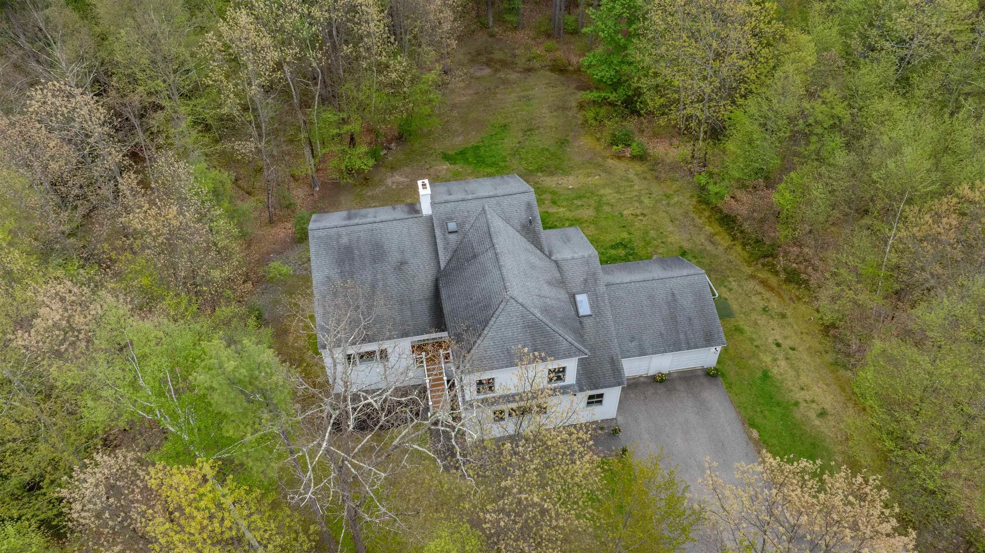 27 Pierce Lane Hollis NH 03049