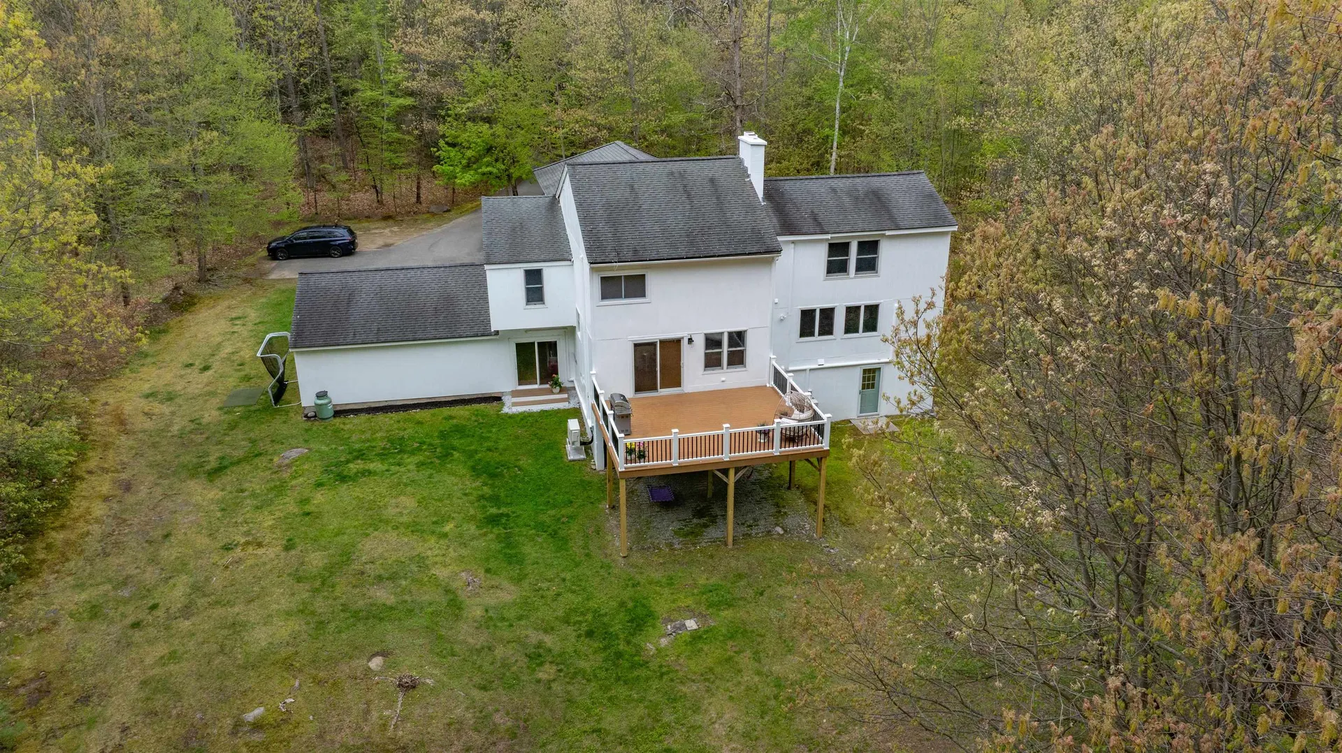27 Pierce Lane Hollis NH 03049