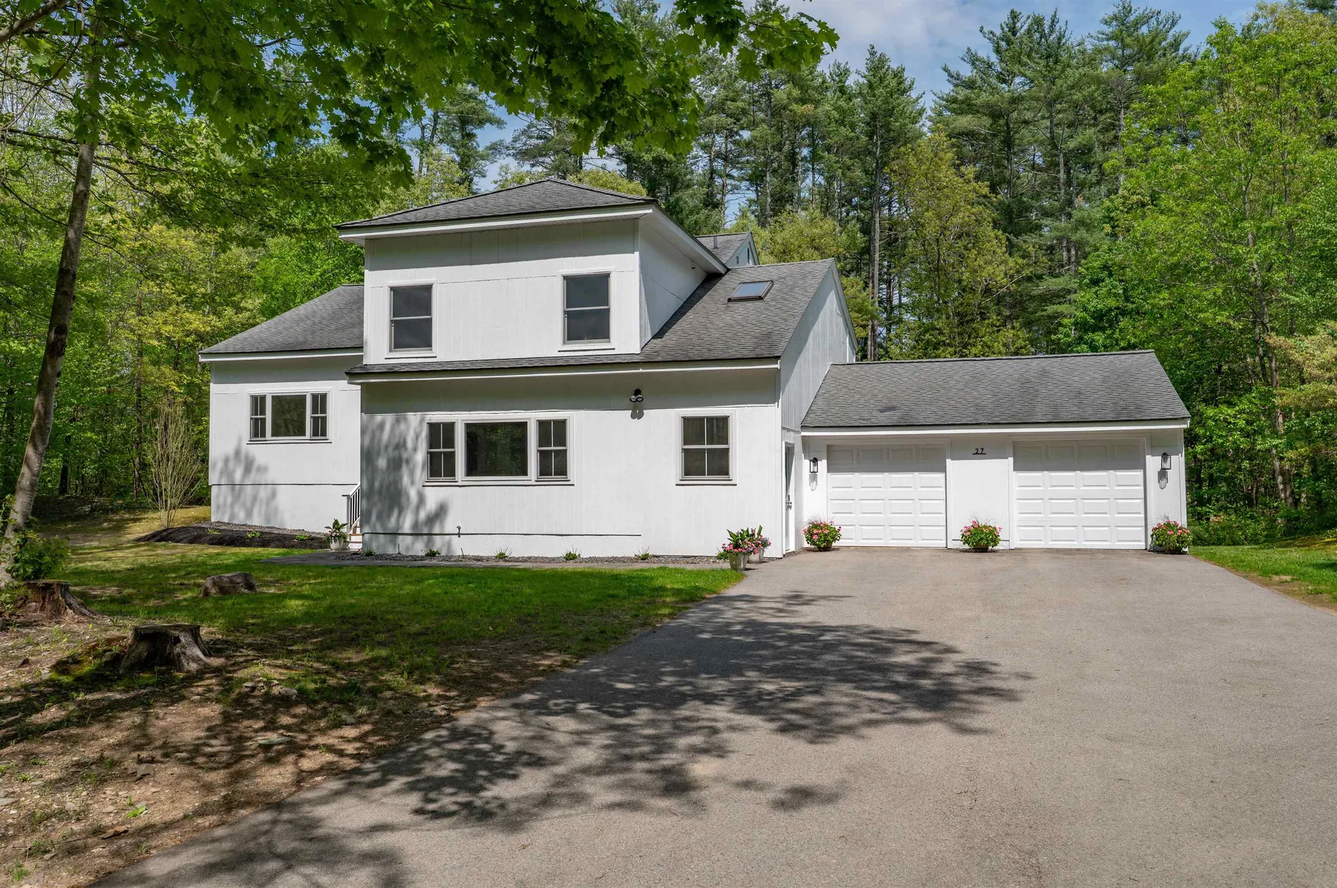 27 Pierce Lane Hollis NH 03049
